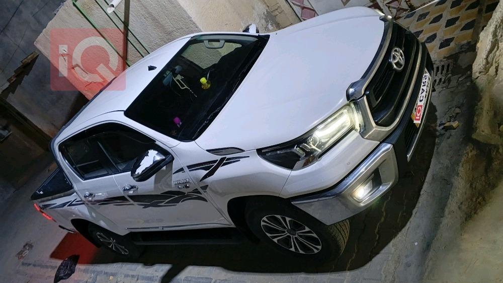 تويوتا هايلوكس